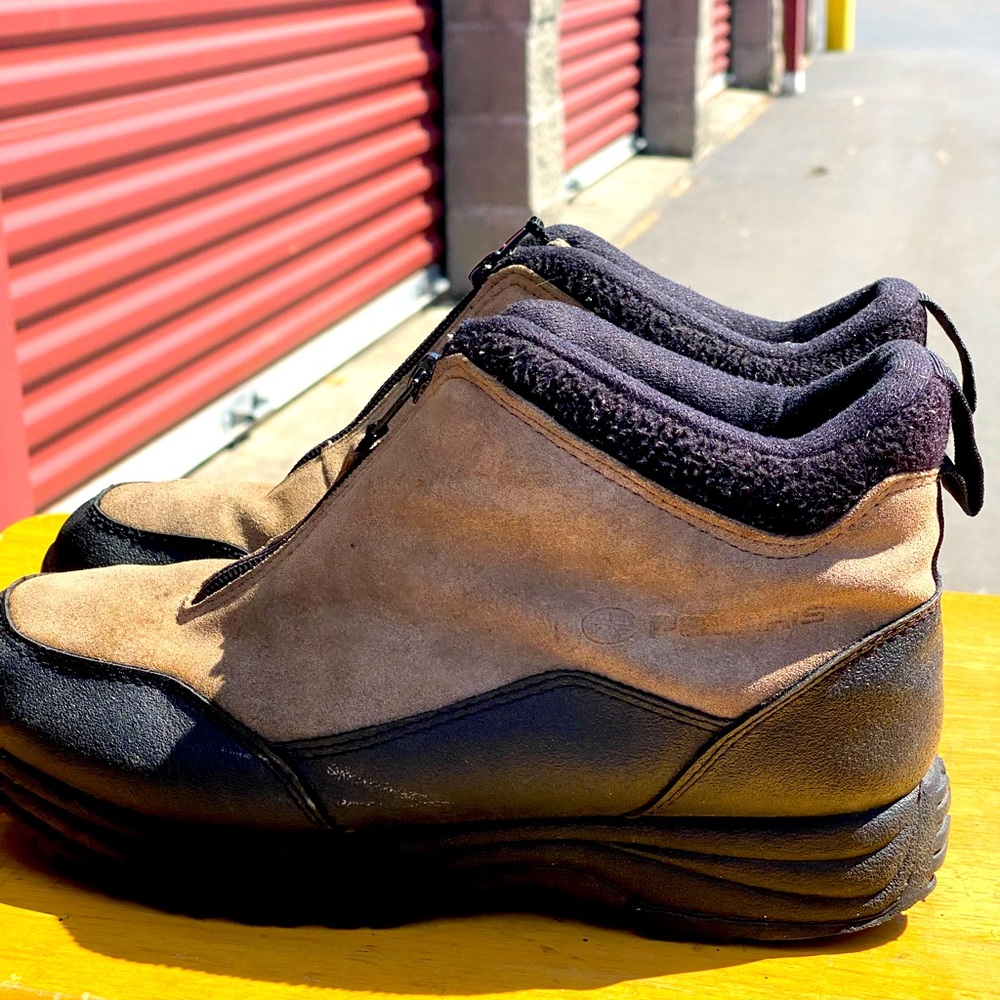 Polaris Thermolite Insulated Boots Suede Leather Reid Zip Up Women's Size 7